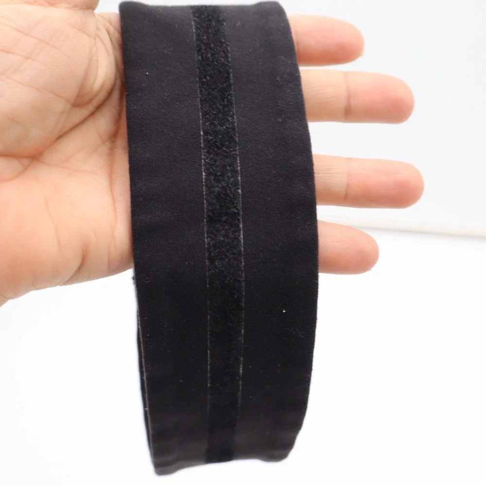 Lululemon Headband Women O/S Fly Away Tamer Black Luxtreme Non-Slip Excellent
